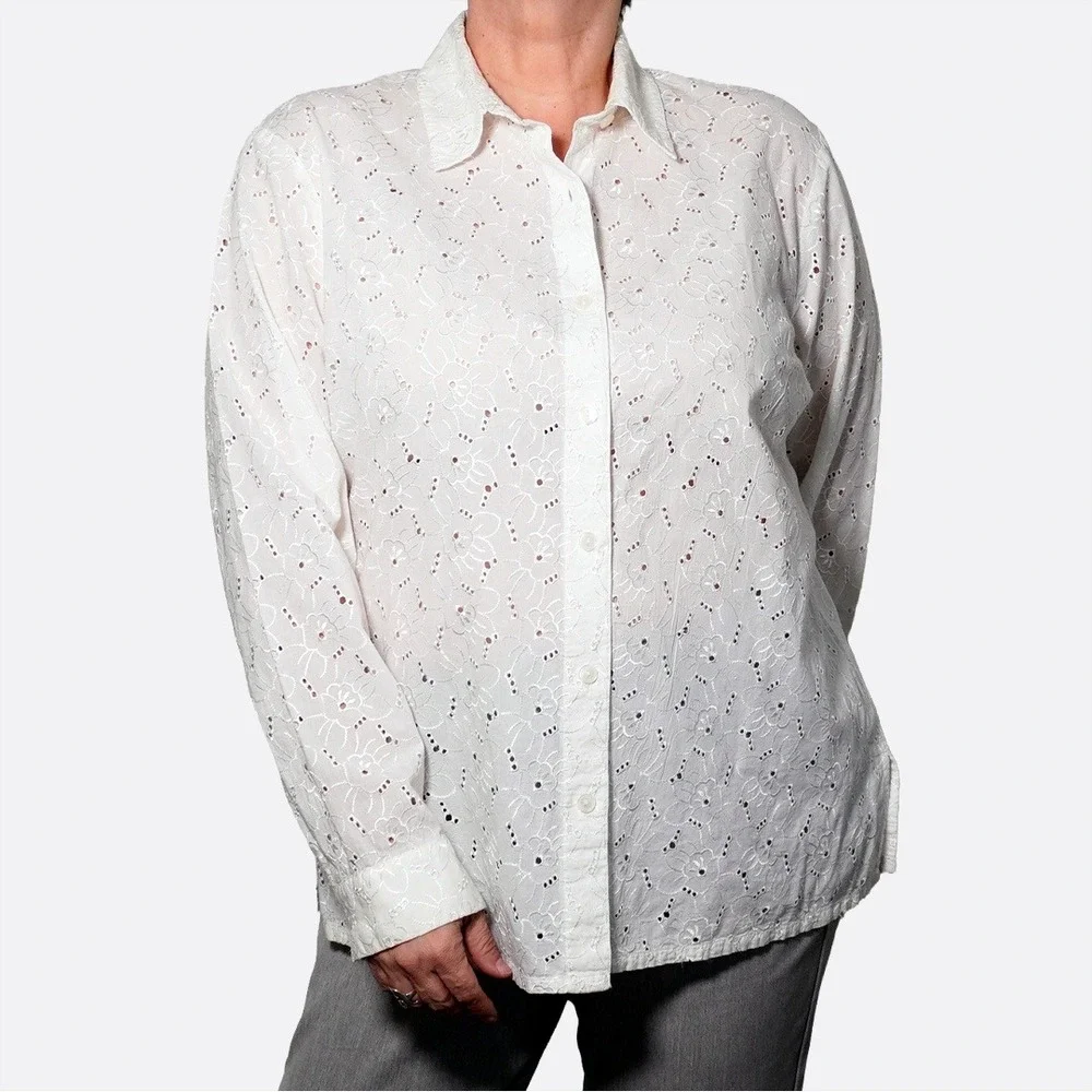 Romantic White 100% Cotton Eyelet Button-Down Top Feminine Luxe Plus Size 2X XXL - Picture 1 of 6